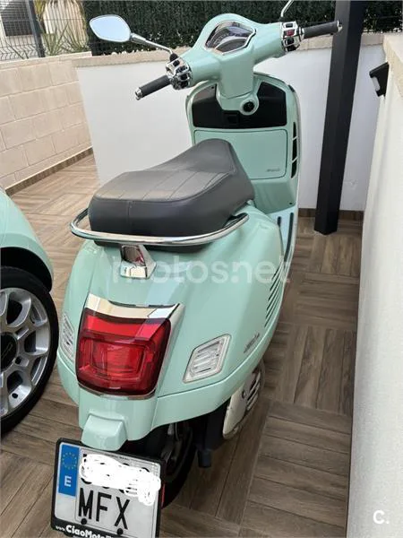 Vespa GTS 300 3900 € 2023 Alicante - 1