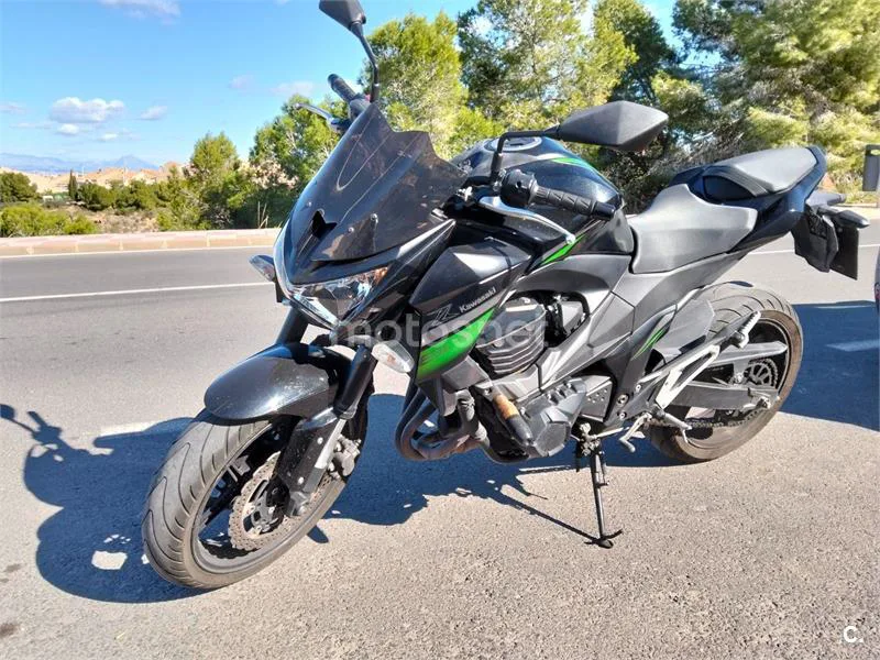 Kawasaki Z800 - Vista 5