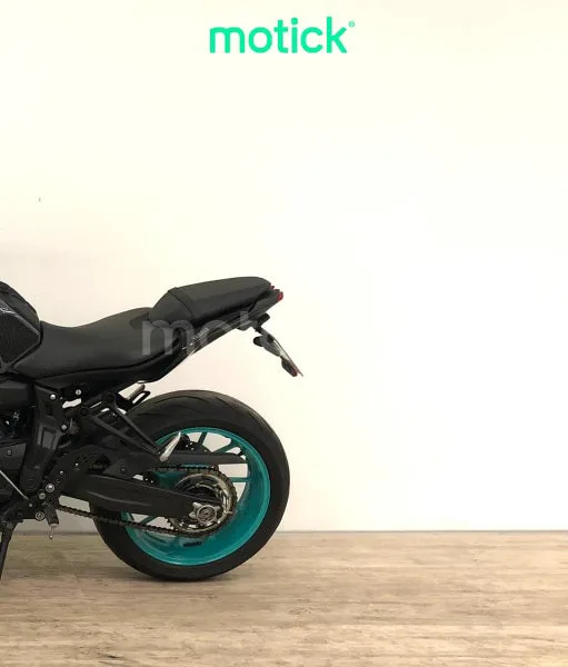 Yamaha MT-07 - Vista 8