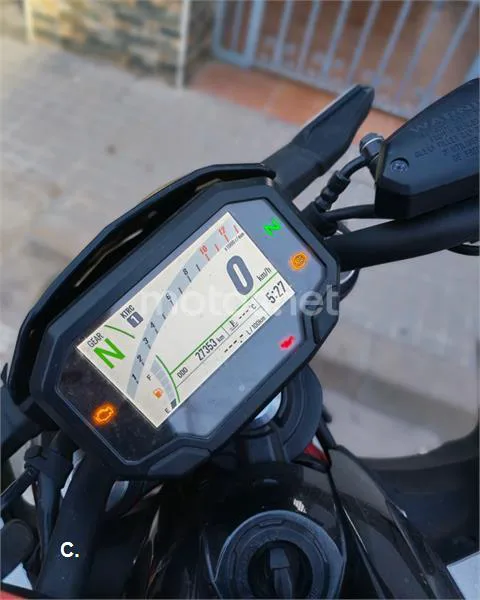 Kawasaki Z650 - Vista 3