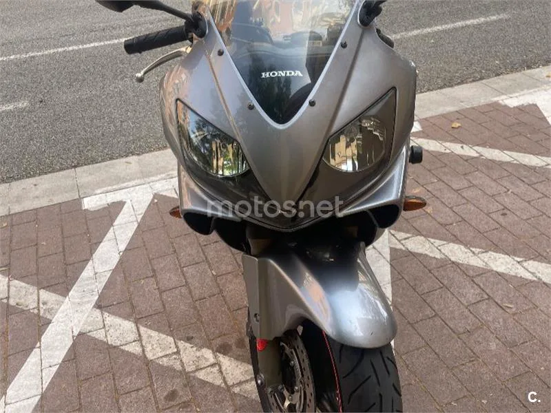 Honda CBR600F - Vista 4