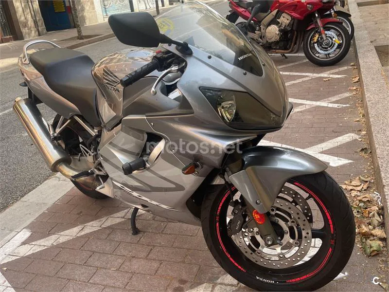 Honda CBR600F - Vista 5
