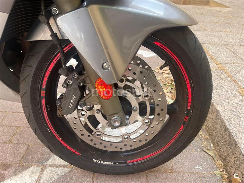 Honda CBR600F - Vista 7