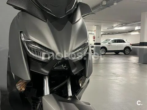 Yamaha XMAX 300 5100 € 2021 Barcelona - 1