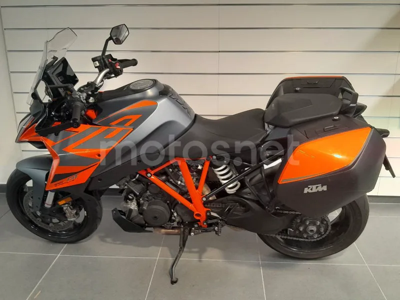 KTM 1290 Super Duke GT 13.800 € 2023 Girona - 2
