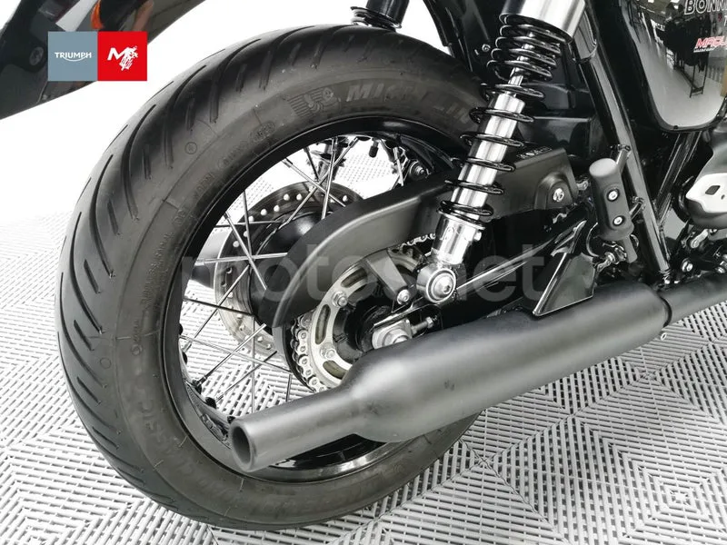 Triumph Bonneville T120 - Vista 9