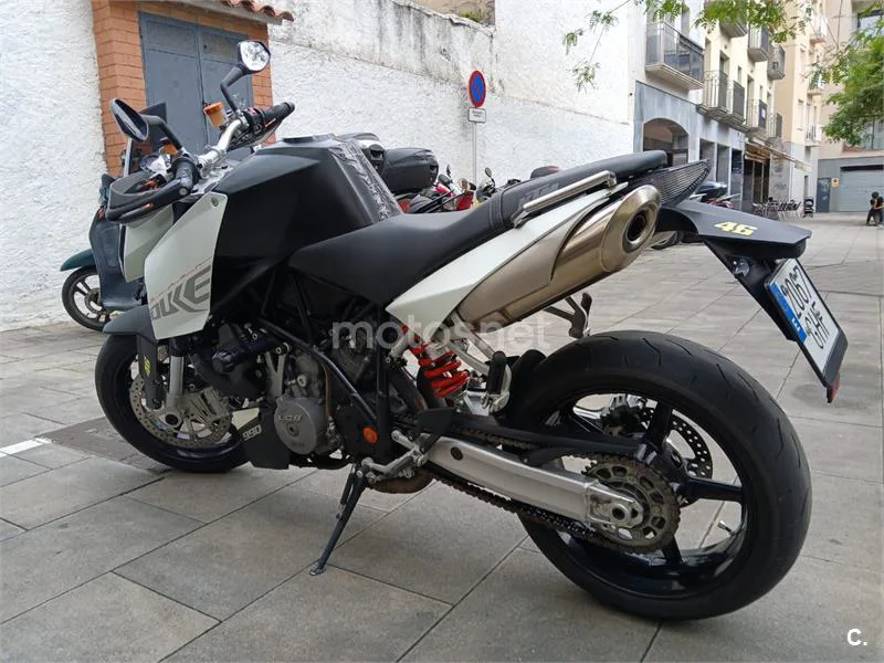 KTM 990 Super Duke - Vista 11