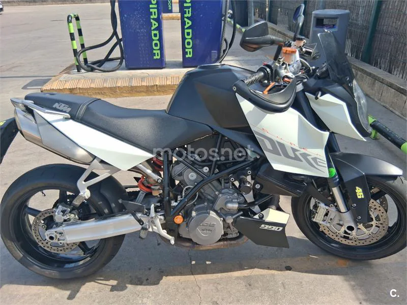 KTM 990 Super Duke - Vista 15