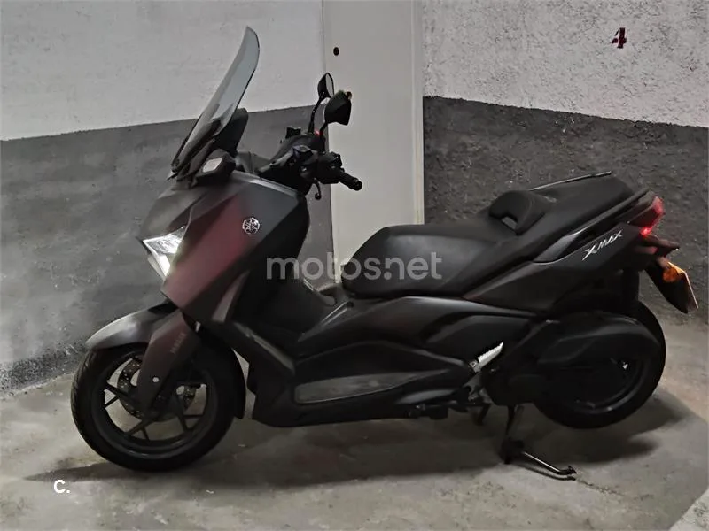 Yamaha XMAX 125 - Vista 3