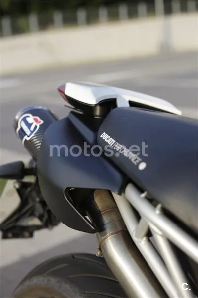Ducati Hypermotard - Vista 20