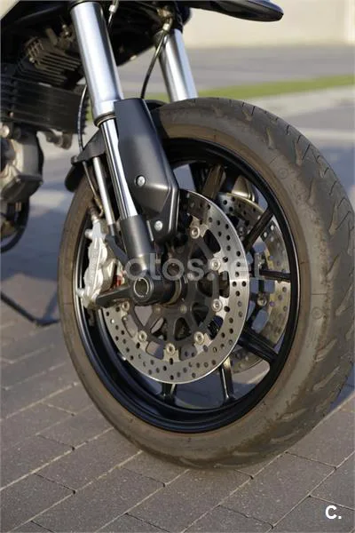 Ducati Hypermotard - Vista 28
