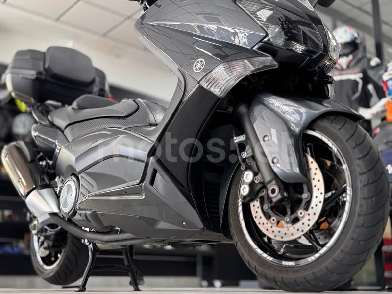 Yamaha TMAX 530 - Vista 3