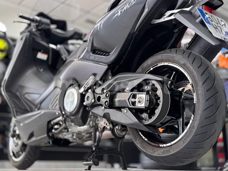 Yamaha TMAX 530 - Vista 6
