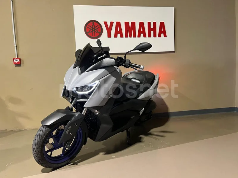 Yamaha XMAX 125 - Vista 3