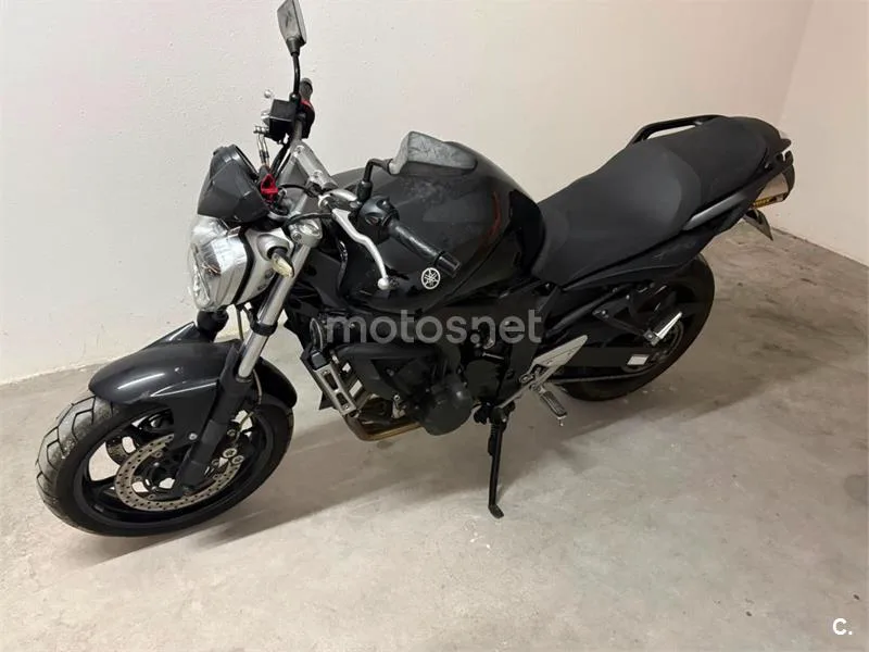 Yamaha FZ6 S2 - Vista 4