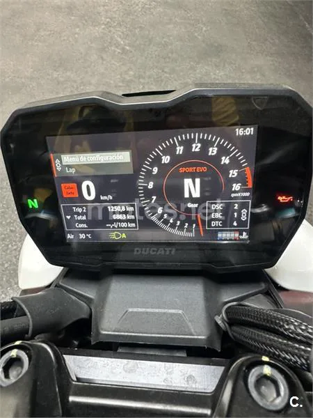 Ducati Streetfighter V4 22.500 € 2025 Barcelona - 2