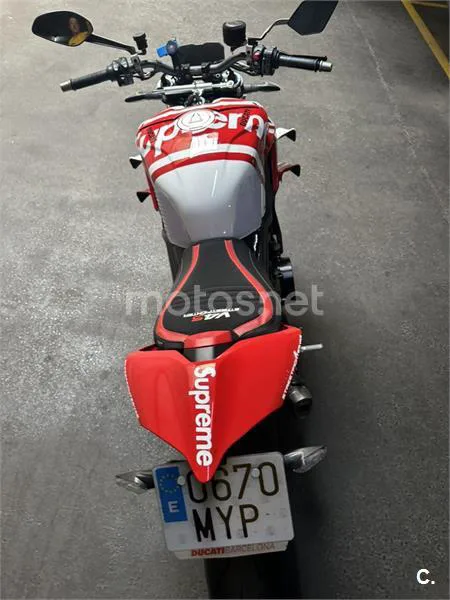 Ducati Streetfighter V4 - Vista 3
