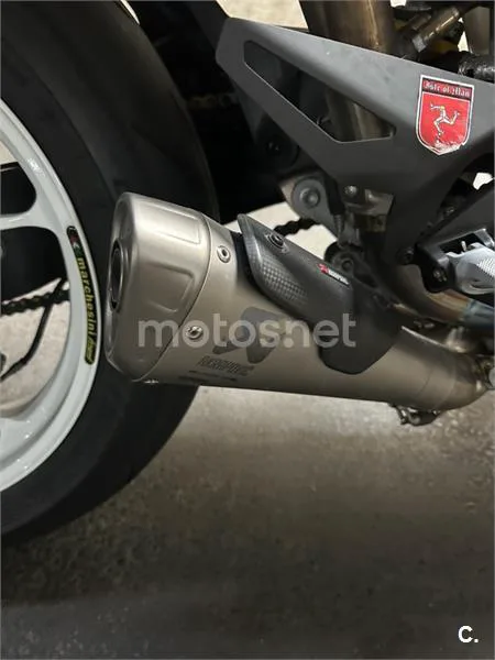 Ducati Streetfighter V4 - Vista 7
