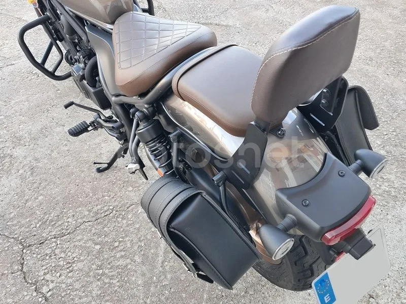Honda Rebel 500 - Vista 9