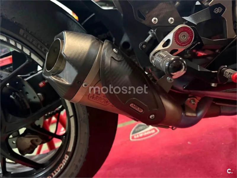 Ducati Panigale V4 - Vista 4