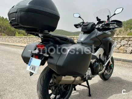 Honda VFR800X Crossrunner - Vista 4