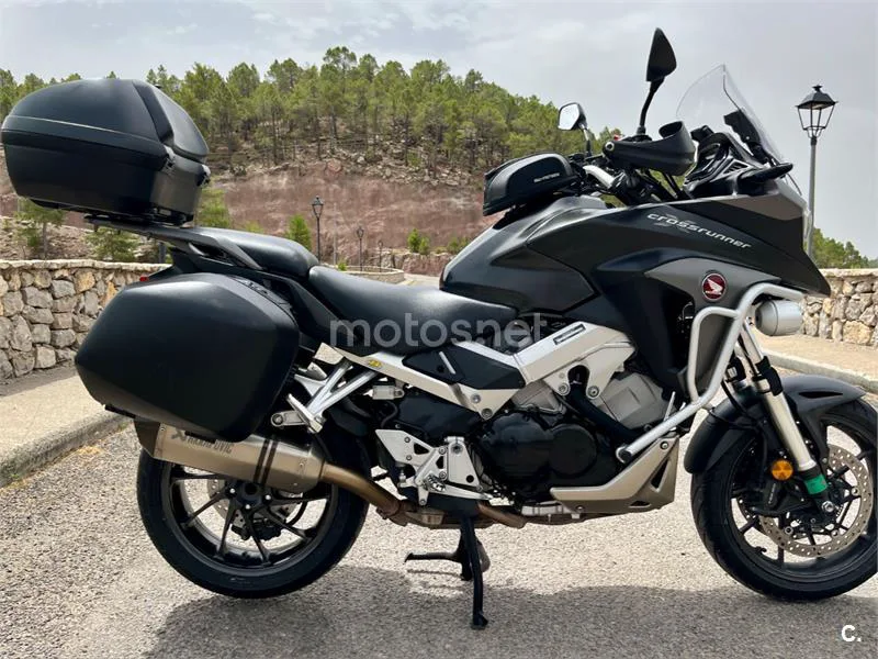 Honda VFR800X Crossrunner - Vista 6