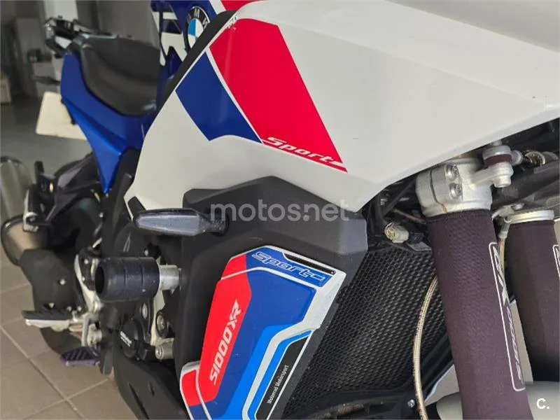 BMW S 1000 XR - Vista 4