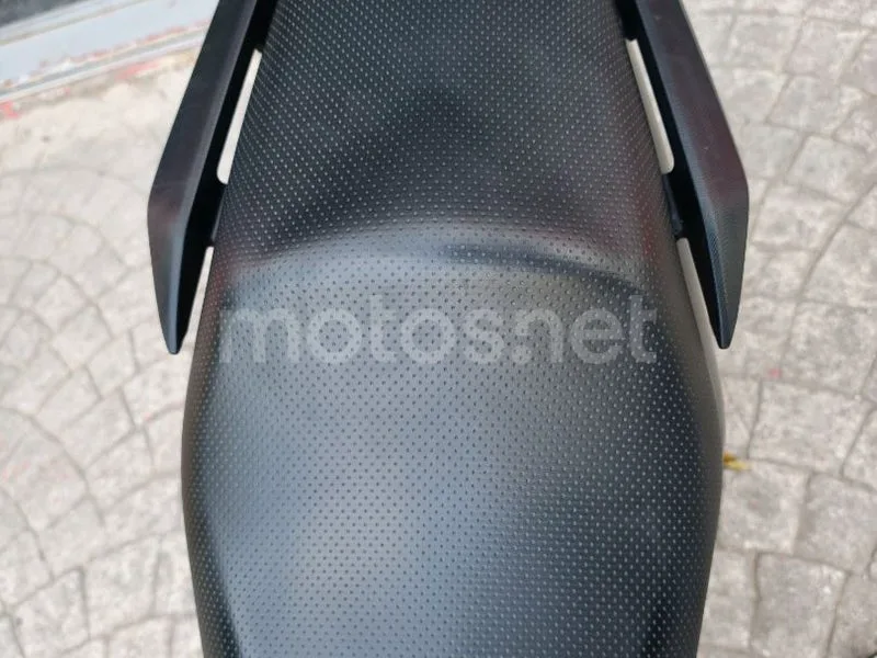 Yamaha XJ6 Diversion S - Vista 10