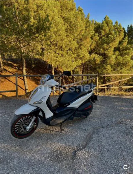 Piaggio Beverly 125 - Vista 5