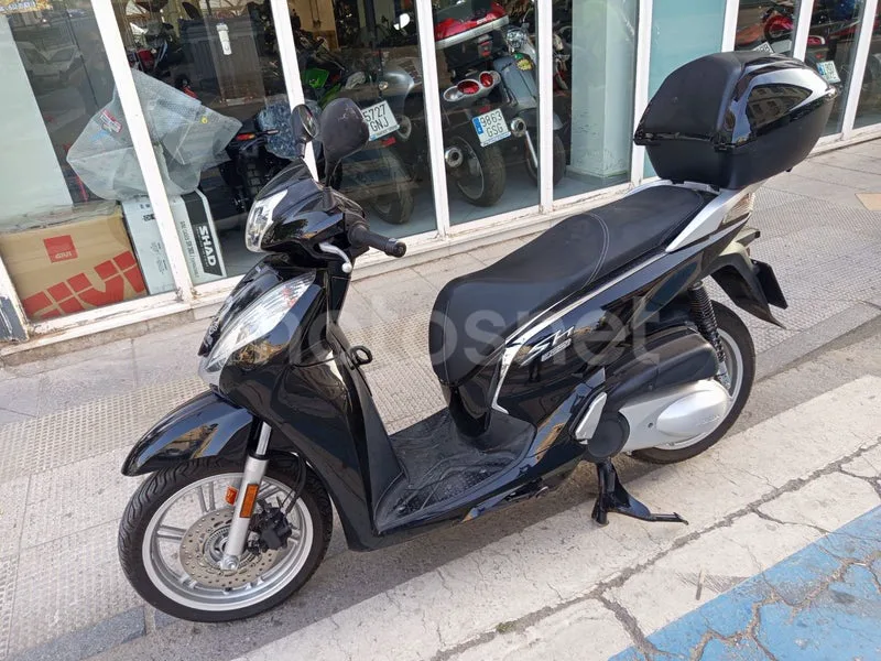 Honda SH300i 3400 € 2017 Granada - 1