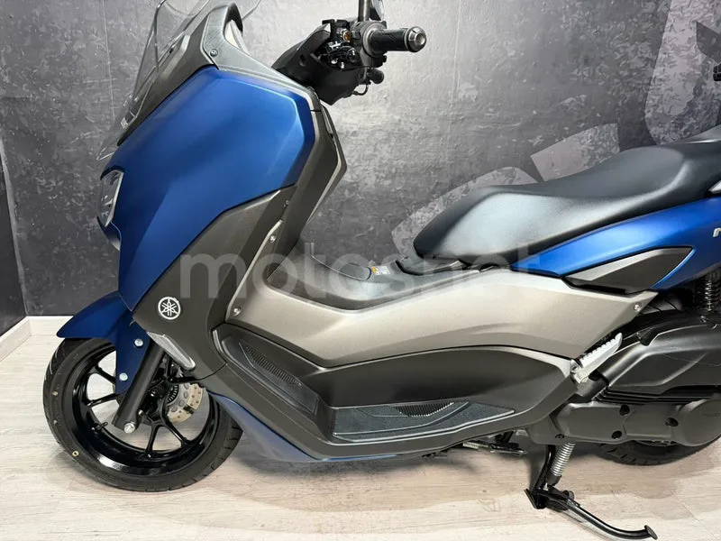Yamaha NMAX - Vista 13