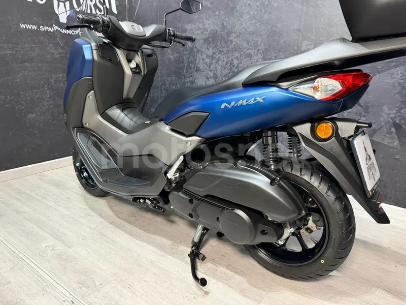 Yamaha NMAX - Vista 9