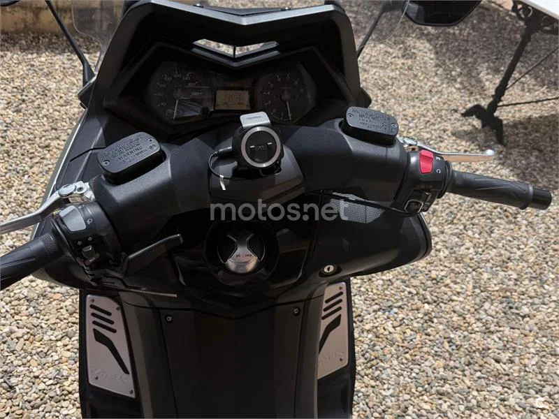 Yamaha TMAX 530 - Vista 3