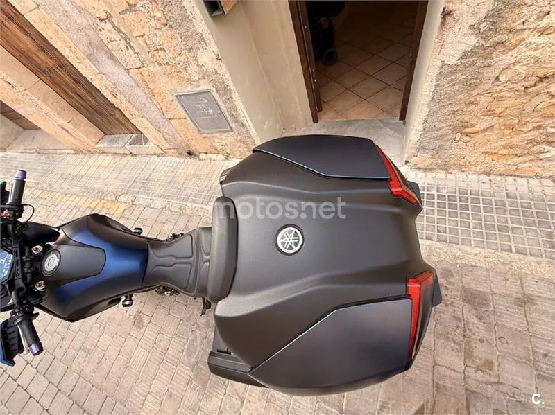 Yamaha Tracer 7 - Vista 16