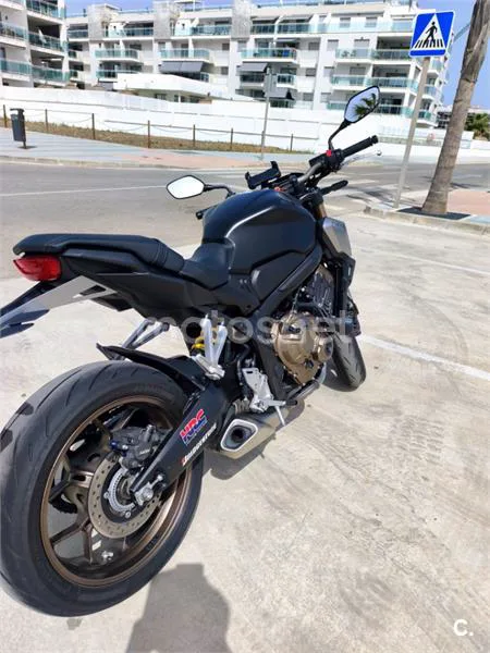 Honda CB650R - Vista 7