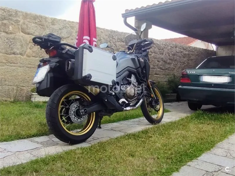 Honda CRF1000L Africa Twin - Vista 3