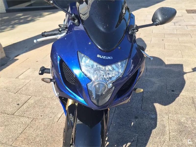 Suzuki GSX-R600 - Vista 4