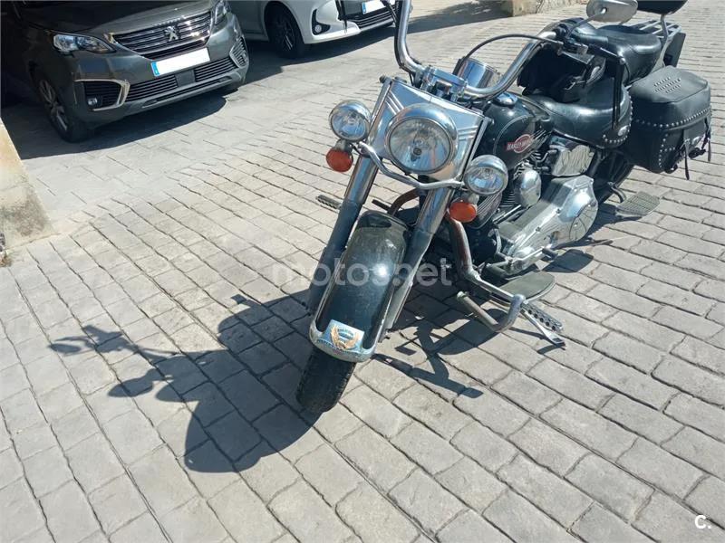 Harley-Davidson Heritage Softail - Vista 3
