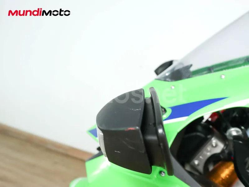 Kawasaki Ninja ZX-10R - Vista 17