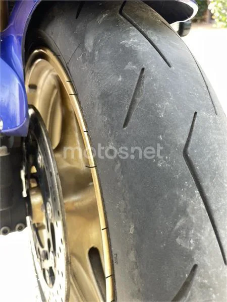 Yamaha YZF-R6 - Vista 13