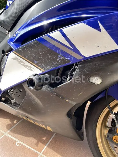 Yamaha YZF-R6 - Vista 8