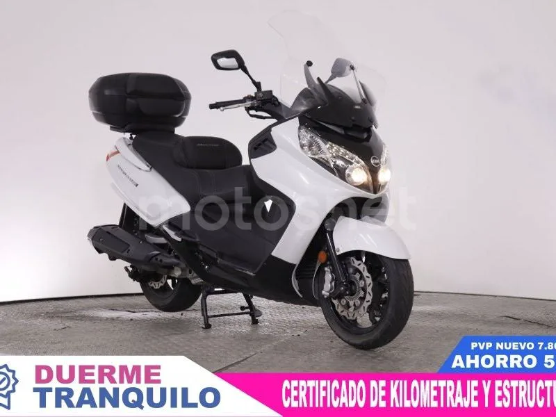 SYM Maxsym 600 - Vista 3
