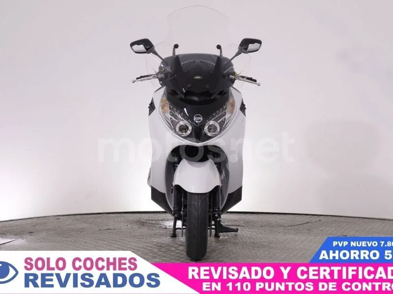 SYM Maxsym 600 - Vista 4
