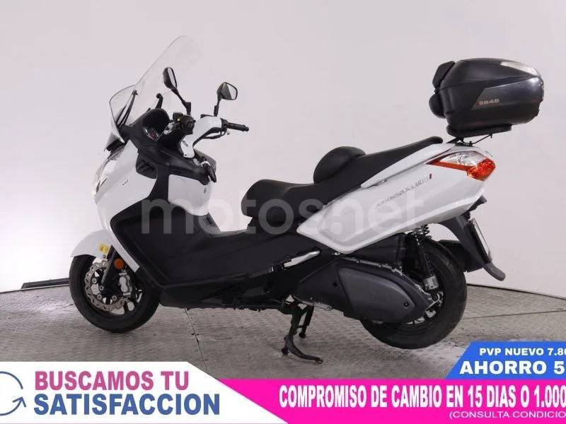 SYM Maxsym 600 - Vista 6