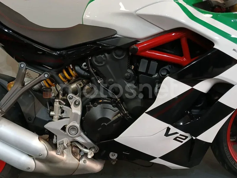 Ducati SuperSport - Vista 14