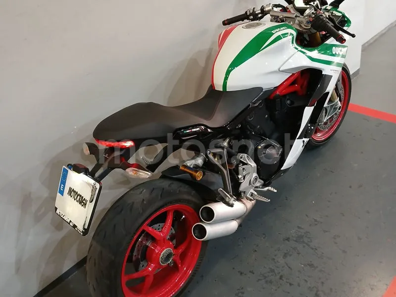 Ducati SuperSport - Vista 18