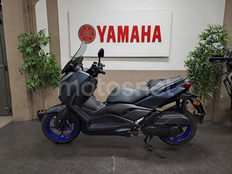 Yamaha XMAX 125 - Vista 4
