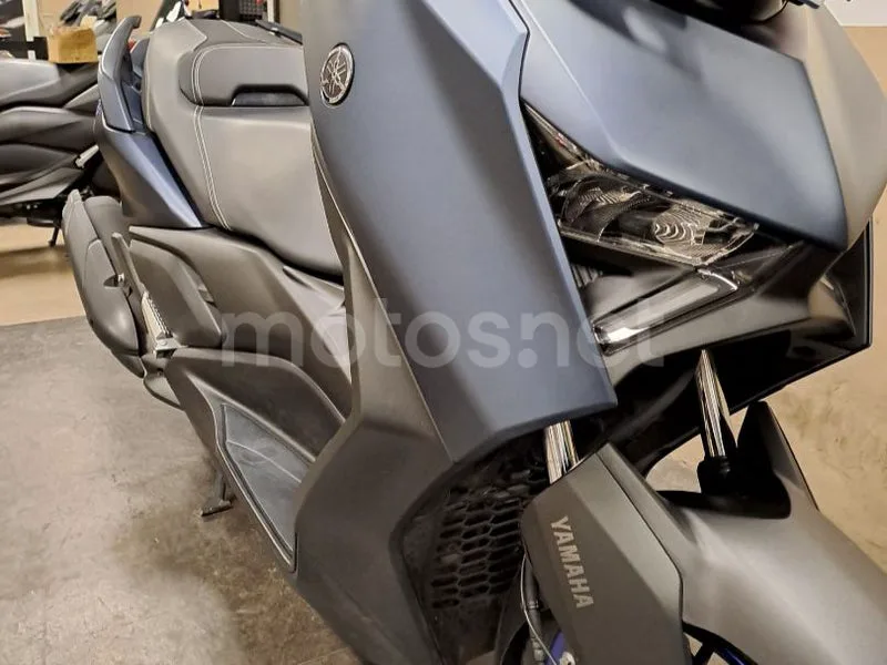 Yamaha XMAX 125 - Vista 6