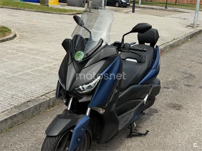 Yamaha XMAX 300 - Vista 5