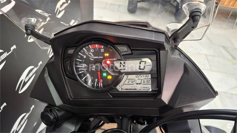 Suzuki V-Strom 650XT - Vista 8